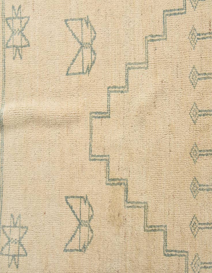 Detail image of 6' 6 x 9' 8  Hand Knotted Moroccan Wool Rug