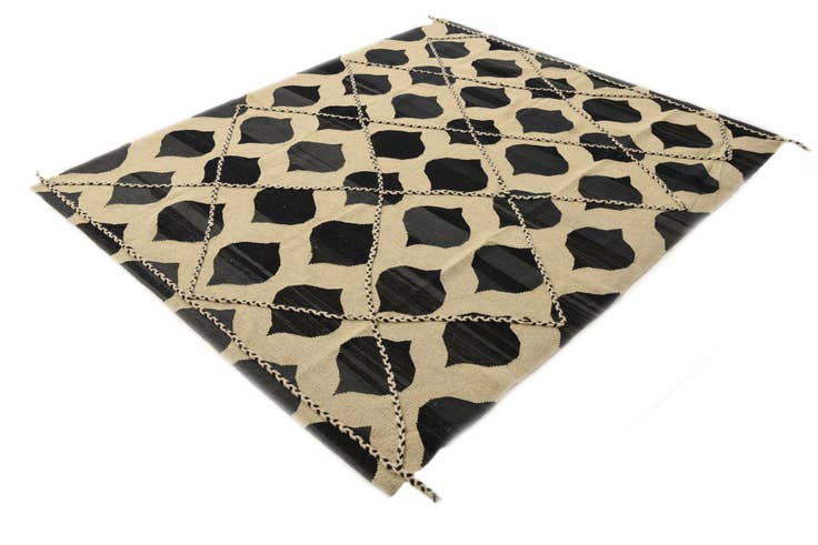 Detail image of 6' 5 x 7' 10 Hand Knotted Moroccan Wool Rug