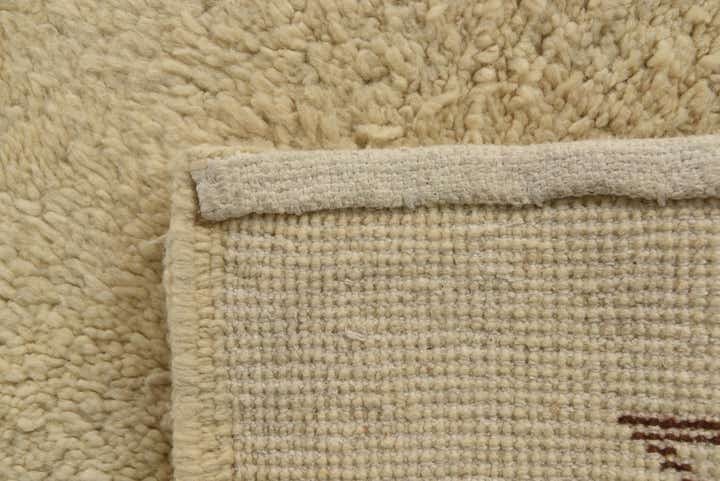 5' 5 x 7' 6 Hand Knotted Moroccan Wool Rug