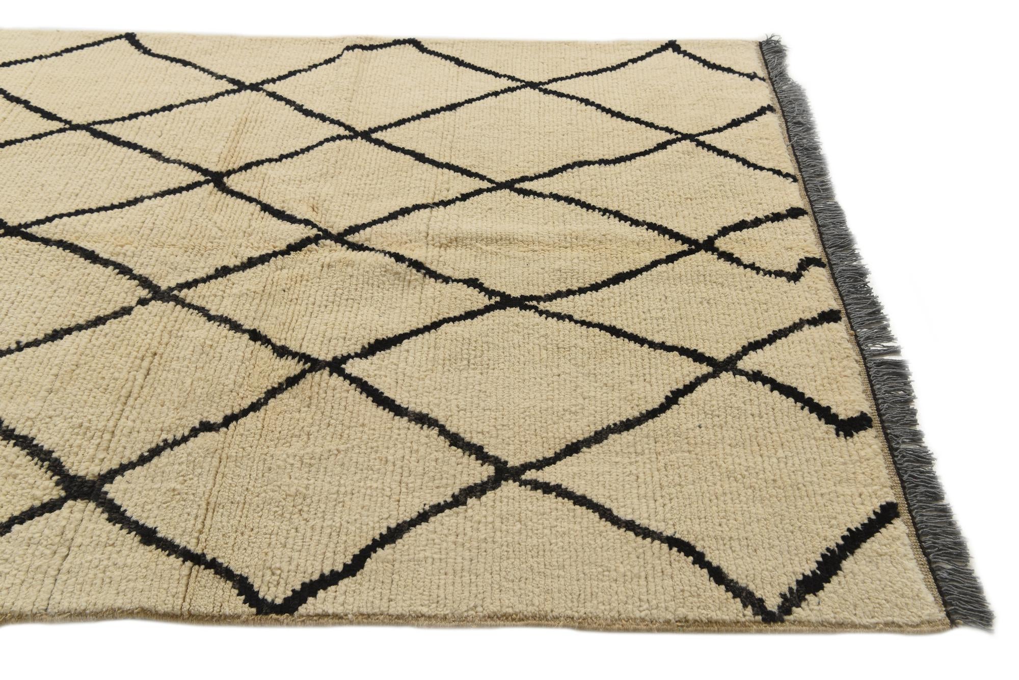 5' 2 x 7' 6 Hand Knotted Moroccan Wool Rug