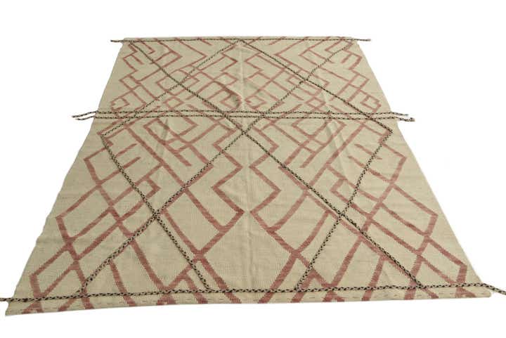 5' 9 x 7' 8 Hand Knotted Moroccan Wool Rug