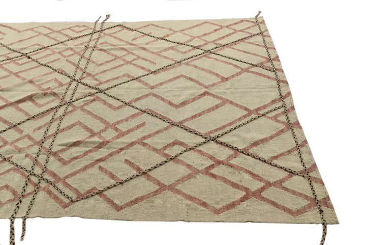 5' 9 x 7' 8 Hand Knotted Moroccan Wool Rug