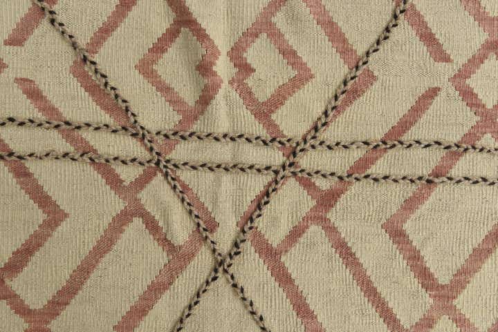 5' 9 x 7' 8 Hand Knotted Moroccan Wool Rug