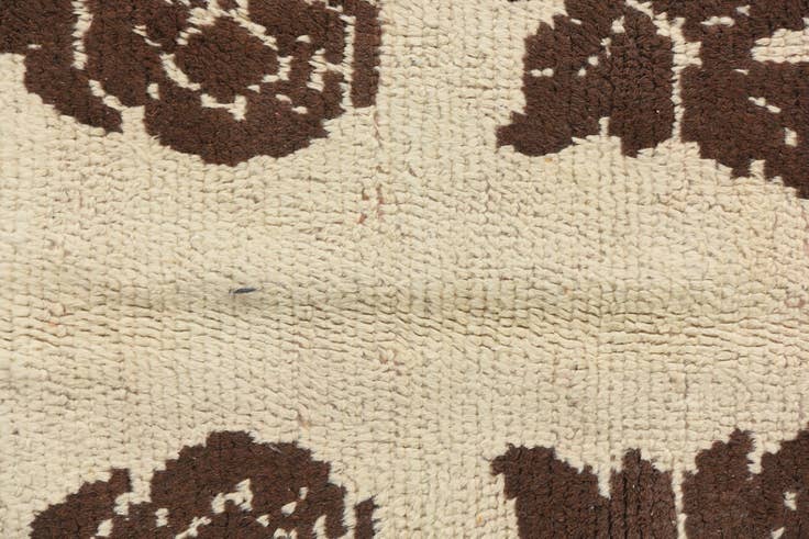 Detail image of 2' 6 x 4' 7 Hand Knotted Moroccan Wool Rug