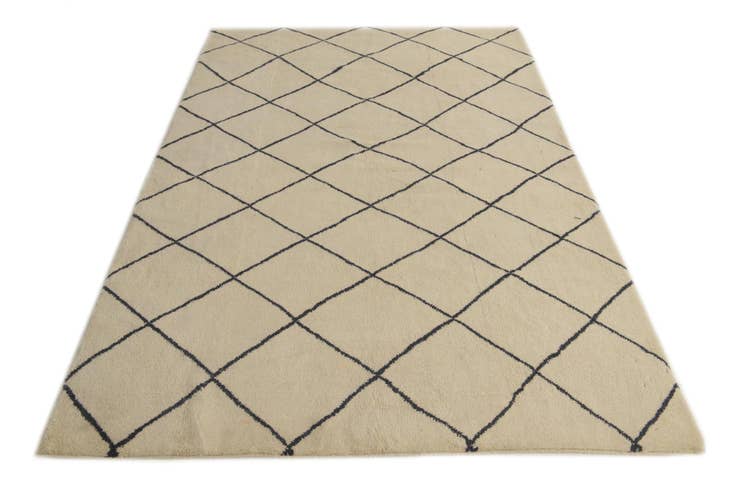 Detail image of 5' 5 x 8' Hand Knotted Moroccan Wool Rug