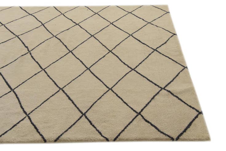 Detail image of 5' 5 x 8' Hand Knotted Moroccan Wool Rug