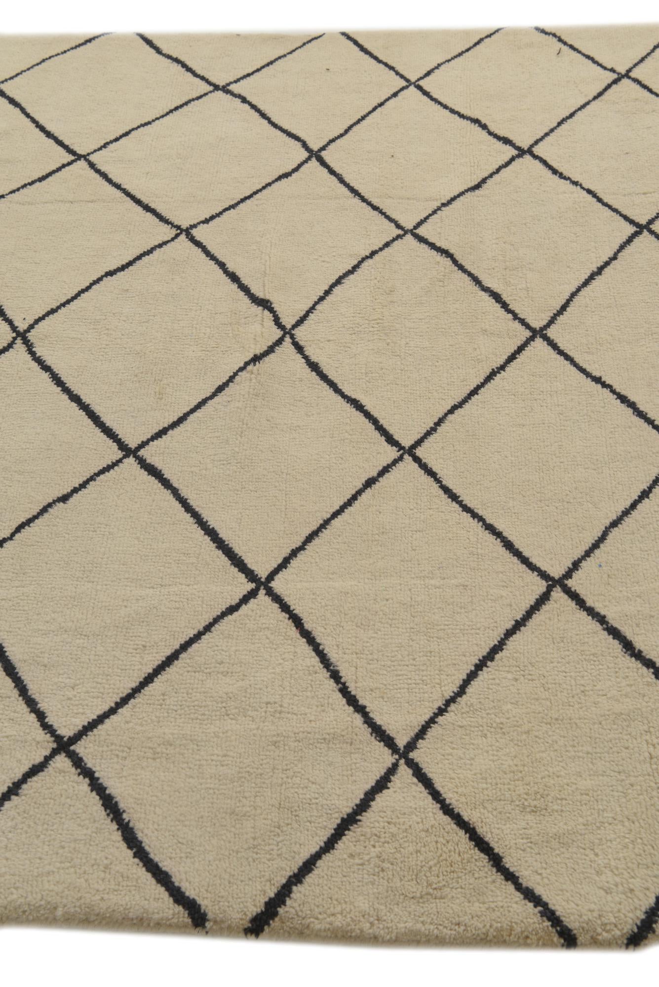 5' 5 x 8' Hand Knotted Moroccan Wool Rug