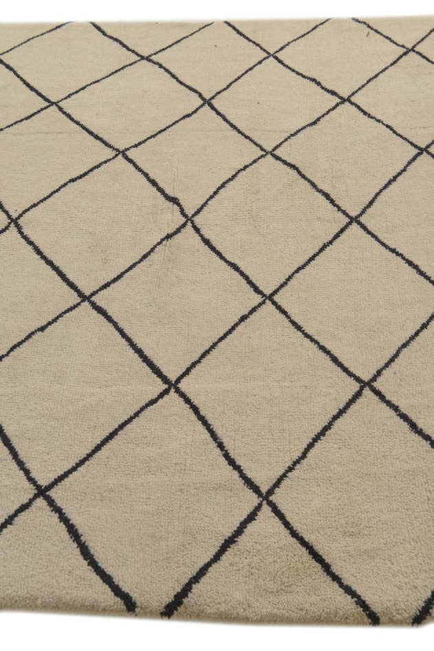 Detail image of 5' 5 x 8' Hand Knotted Moroccan Wool Rug