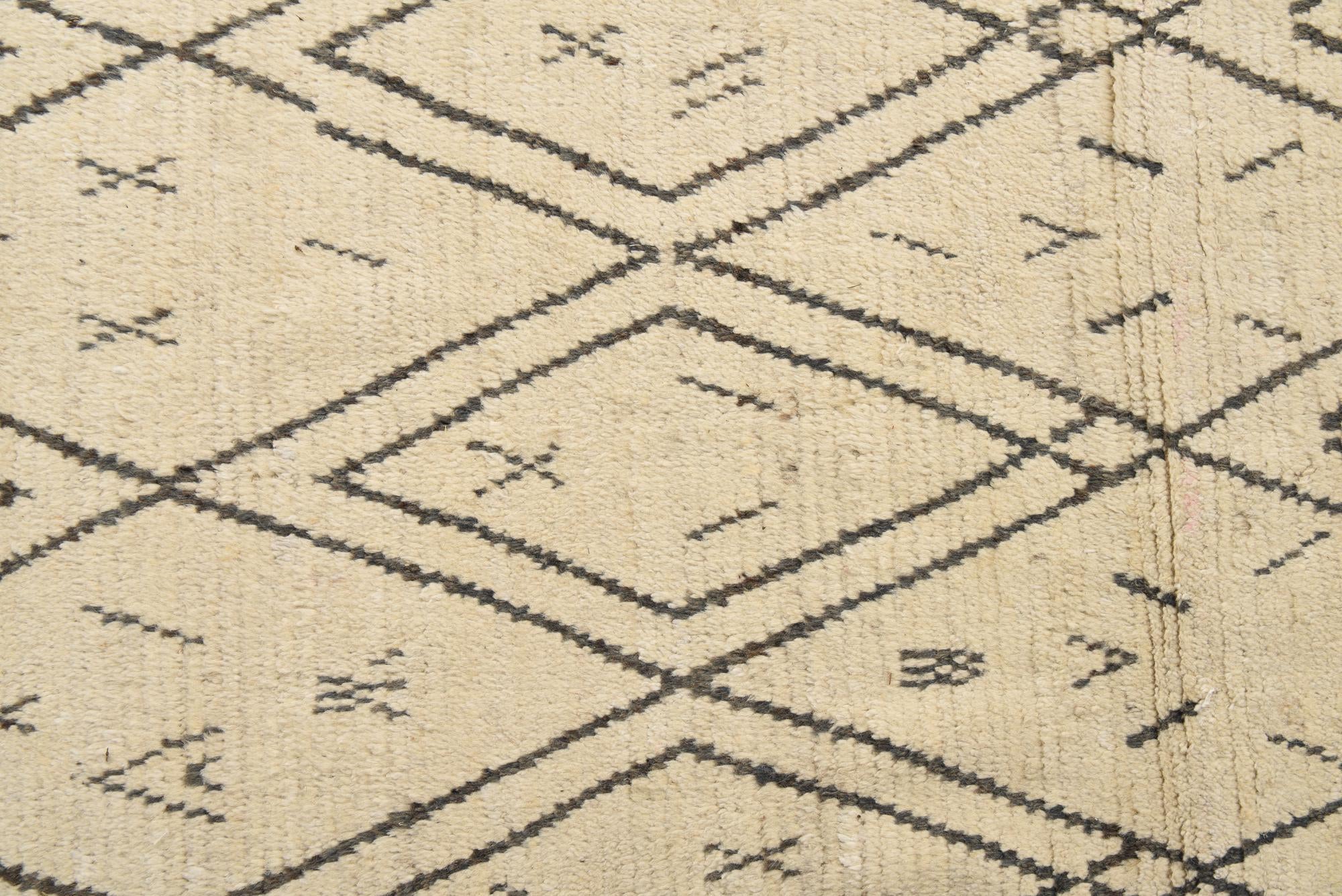 9' 10 x 14' 7 Hand Knotted Moroccan Wool Rug