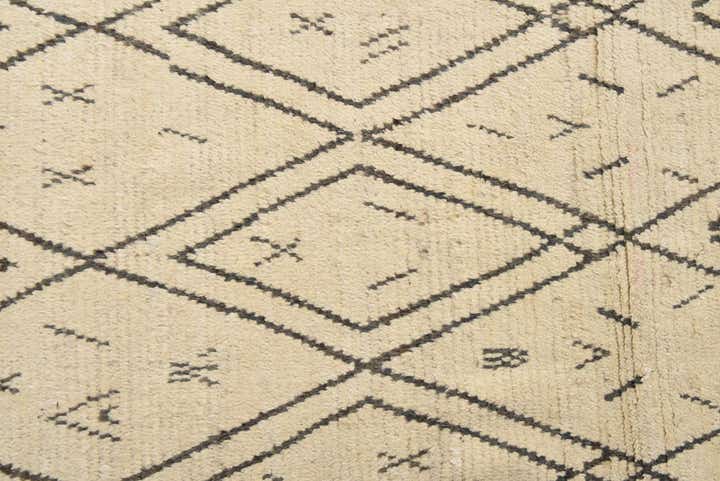 9' 10 x 14' 7 Hand Knotted Moroccan Wool Rug