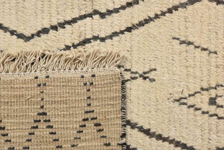 9' 10 x 14' 7 Hand Knotted Moroccan Wool Rug