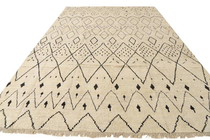 Detail image of 10' x 14' 6 Hand Knotted Moroccan Wool Rug