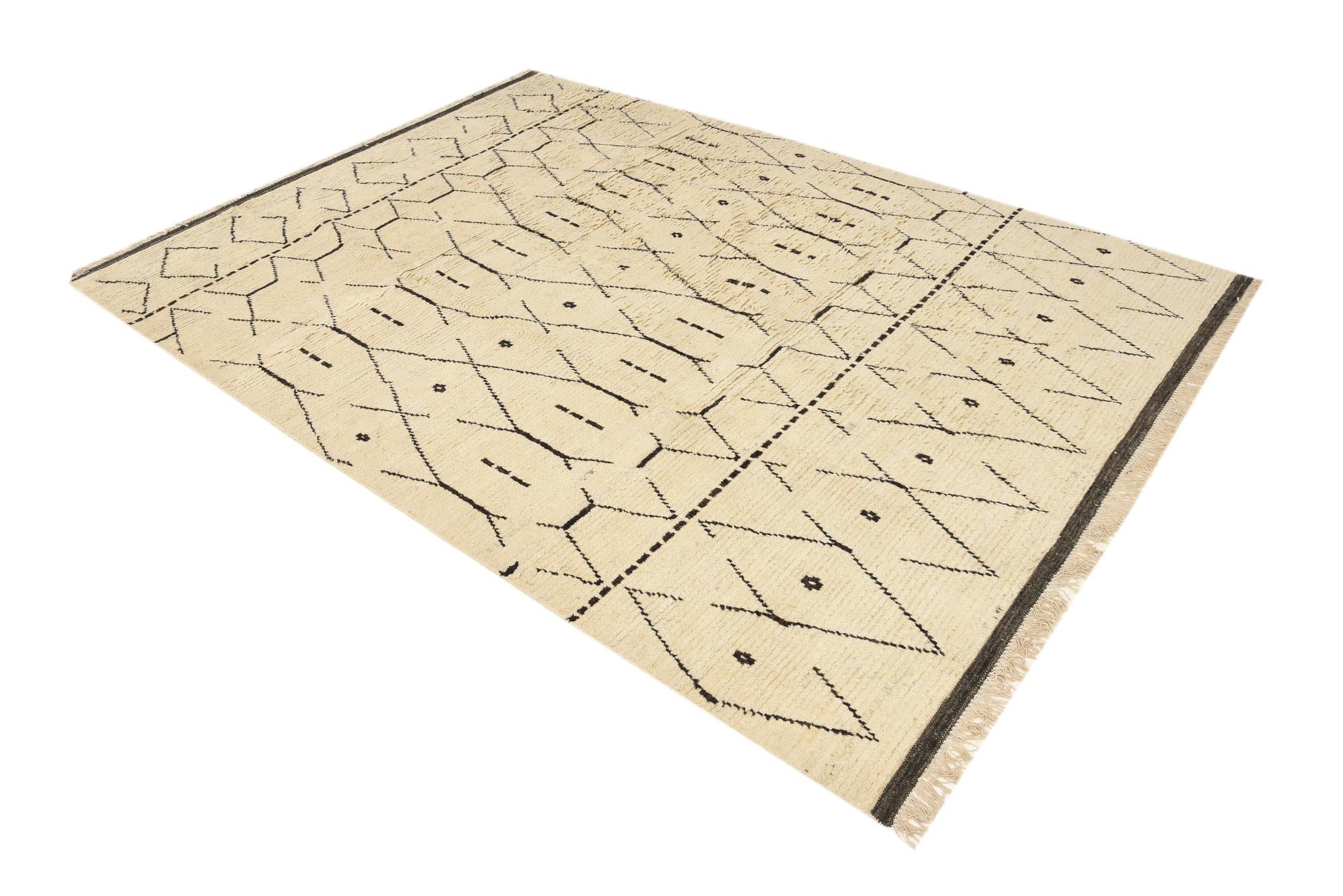 8' x 10' 10 Hand Knotted Moroccan Wool Rug