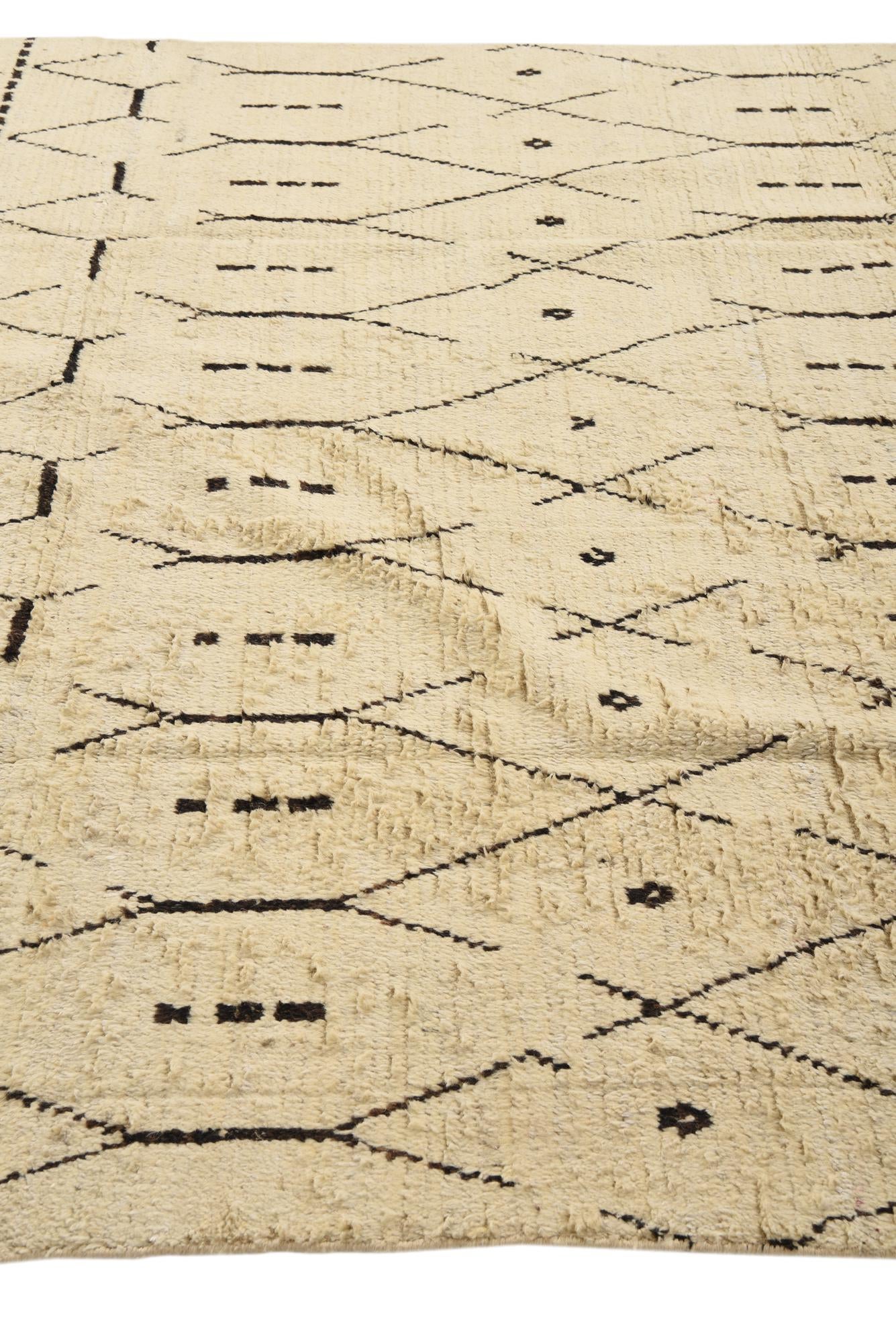 8' x 10' 10 Hand Knotted Moroccan Wool Rug