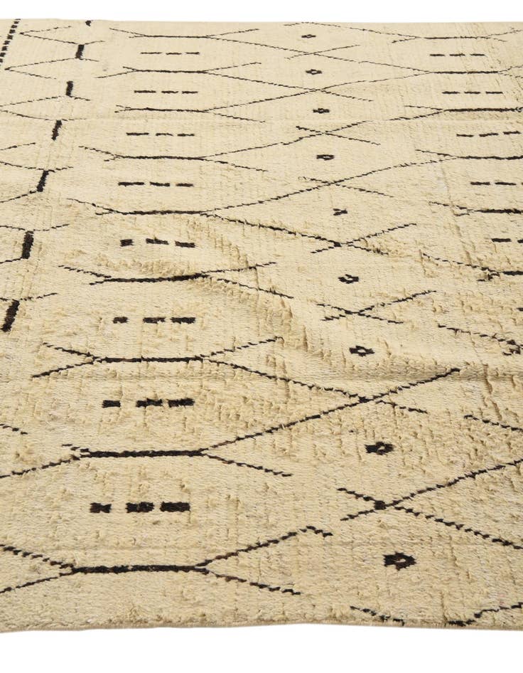 Detail image of 8' x 10' 10  Hand Knotted Moroccan Wool Rug