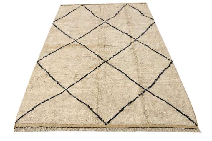 5' 2 x 7' 5 Hand Knotted Moroccan Wool Rug