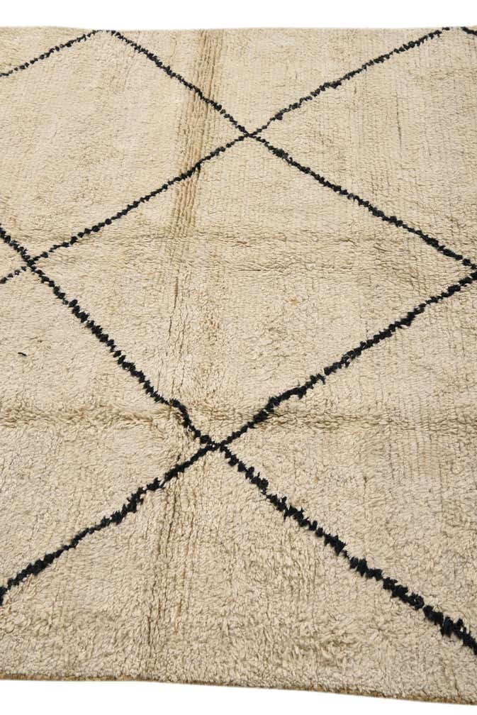 5' 2 x 7' 5 Hand Knotted Moroccan Wool Rug