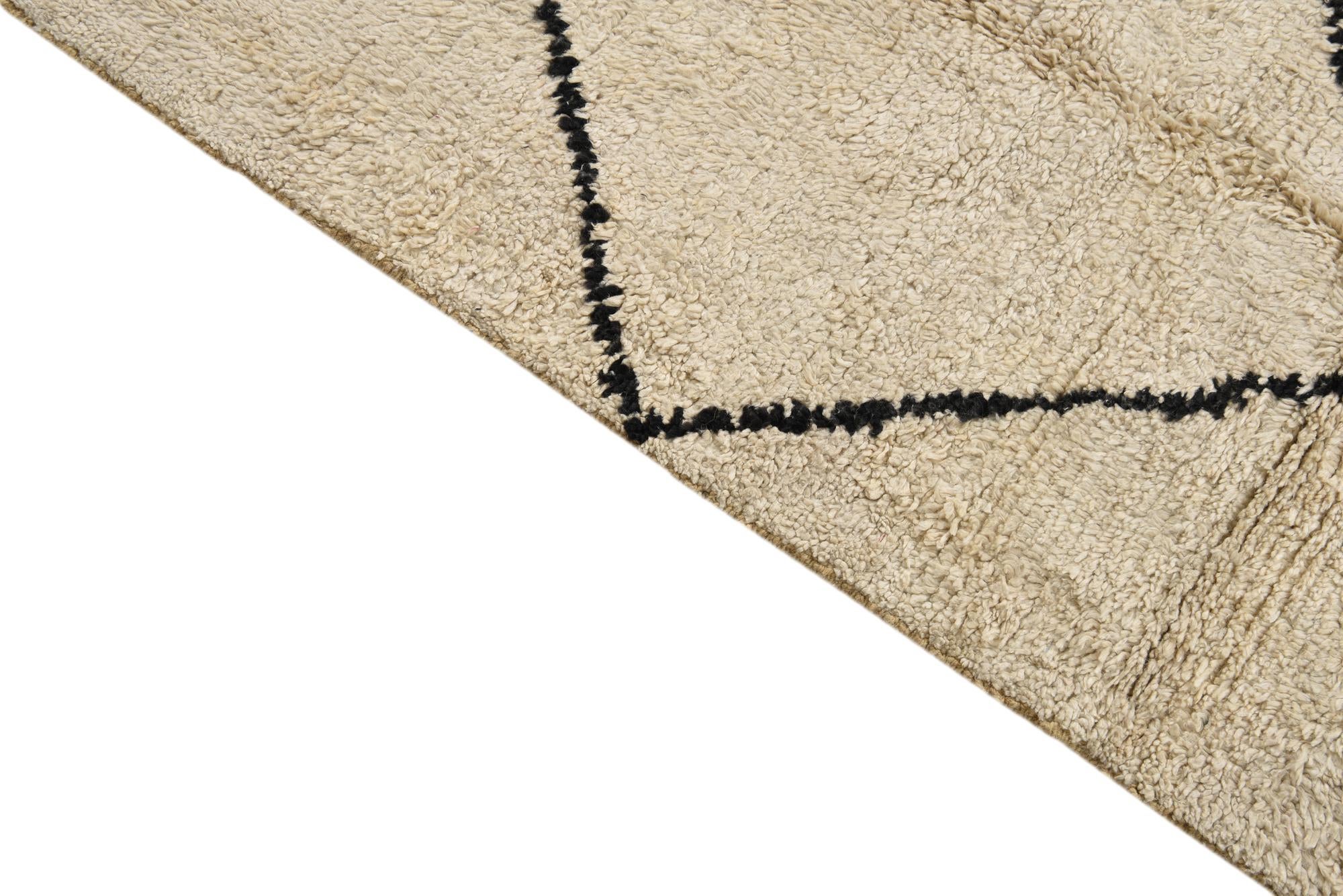5' 2 x 7' 5 Hand Knotted Moroccan Wool Rug