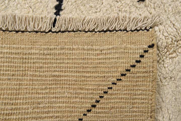 5' 2 x 7' 5 Hand Knotted Moroccan Wool Rug