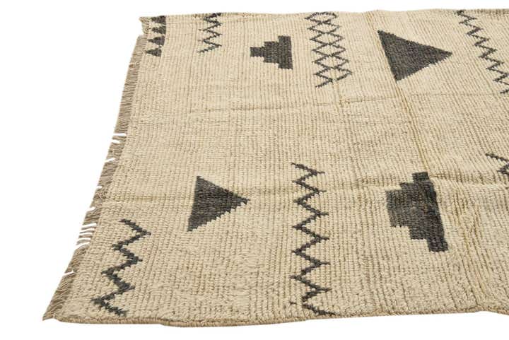 5' 3 x 8' 3 Hand Knotted Moroccan Wool Rug