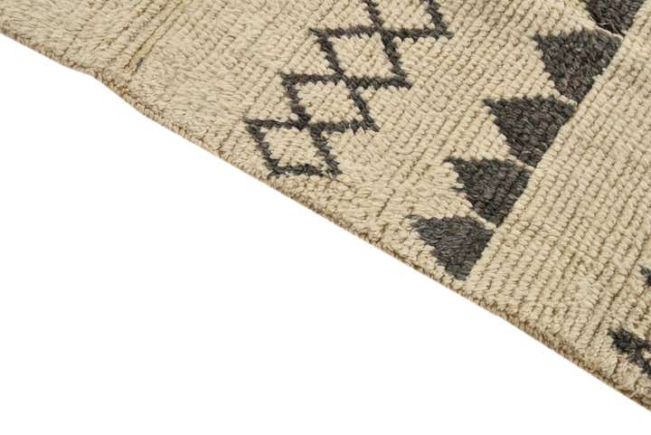 5' 3 x 8' 3 Hand Knotted Moroccan Wool Rug