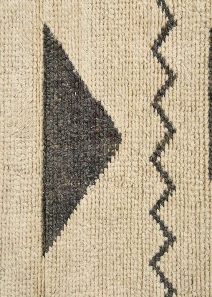 5' 3 x 8' 3 Hand Knotted Moroccan Wool Rug