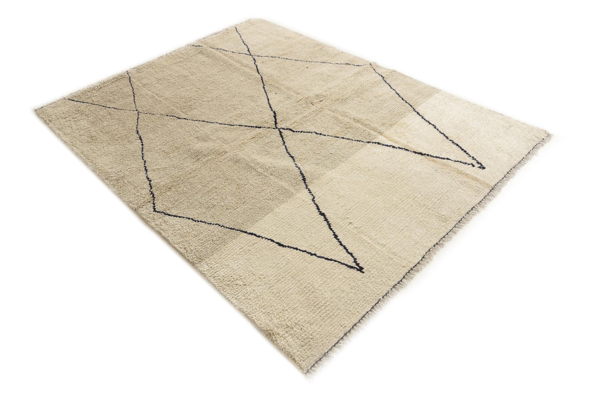 5' 8 x 7' 2 Hand Knotted Moroccan Wool Rug