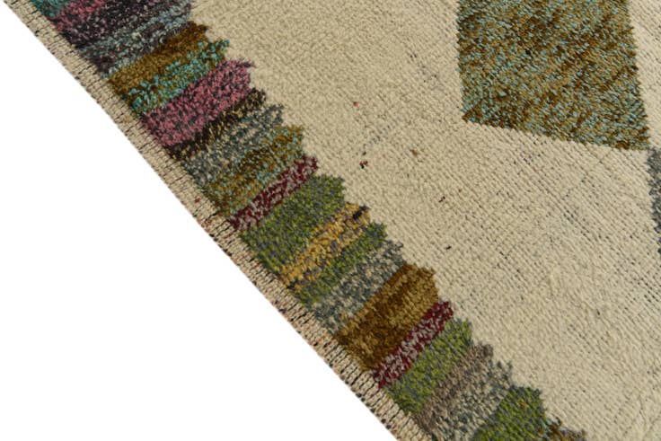 Detail image of 9' 2 x 12' 4 Hand Knotted Moroccan Wool Rug