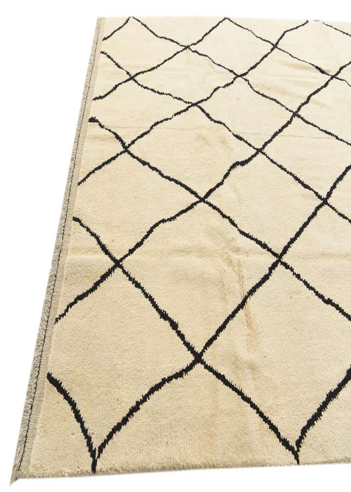 8' x 10' 4 Hand Knotted Moroccan Wool Rug