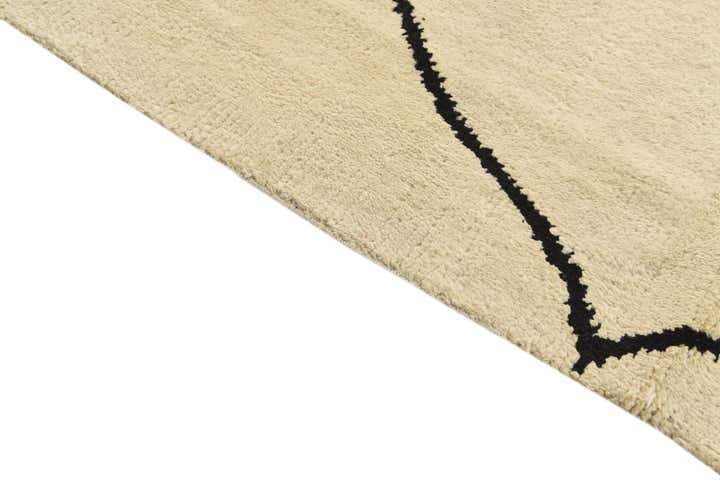 8' x 10' 4 Hand Knotted Moroccan Wool Rug