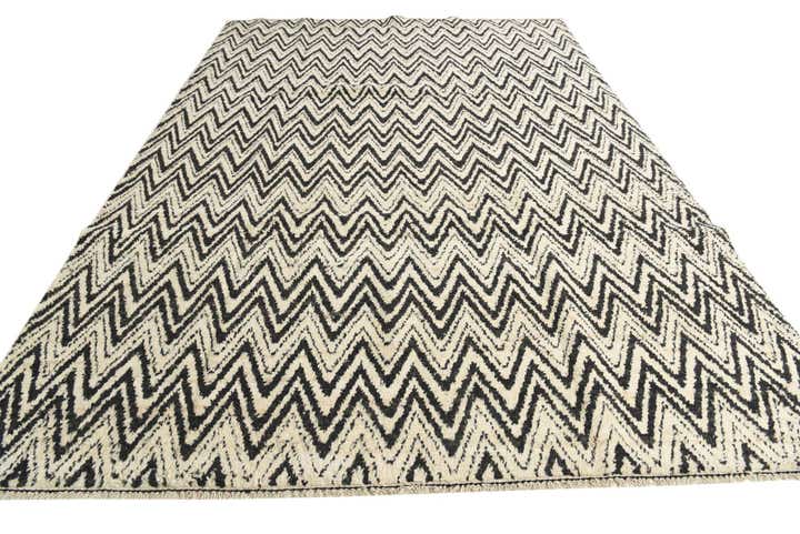 8' 6 x 12' 7 Hand Knotted Moroccan Wool Rug