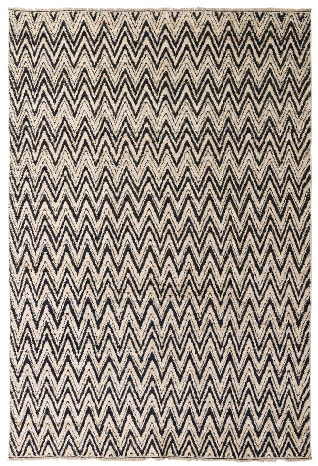 Detail image of 8' 6 x 12' 7 Hand Knotted Moroccan Wool Rug