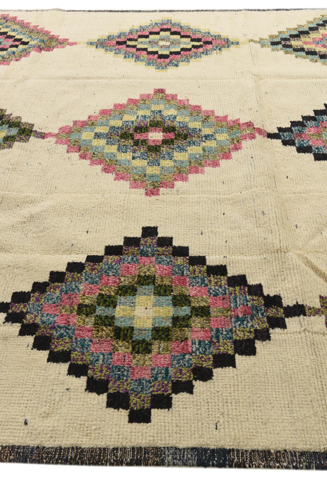8' 8 x 12' 4 Hand Knotted Moroccan Wool Rug