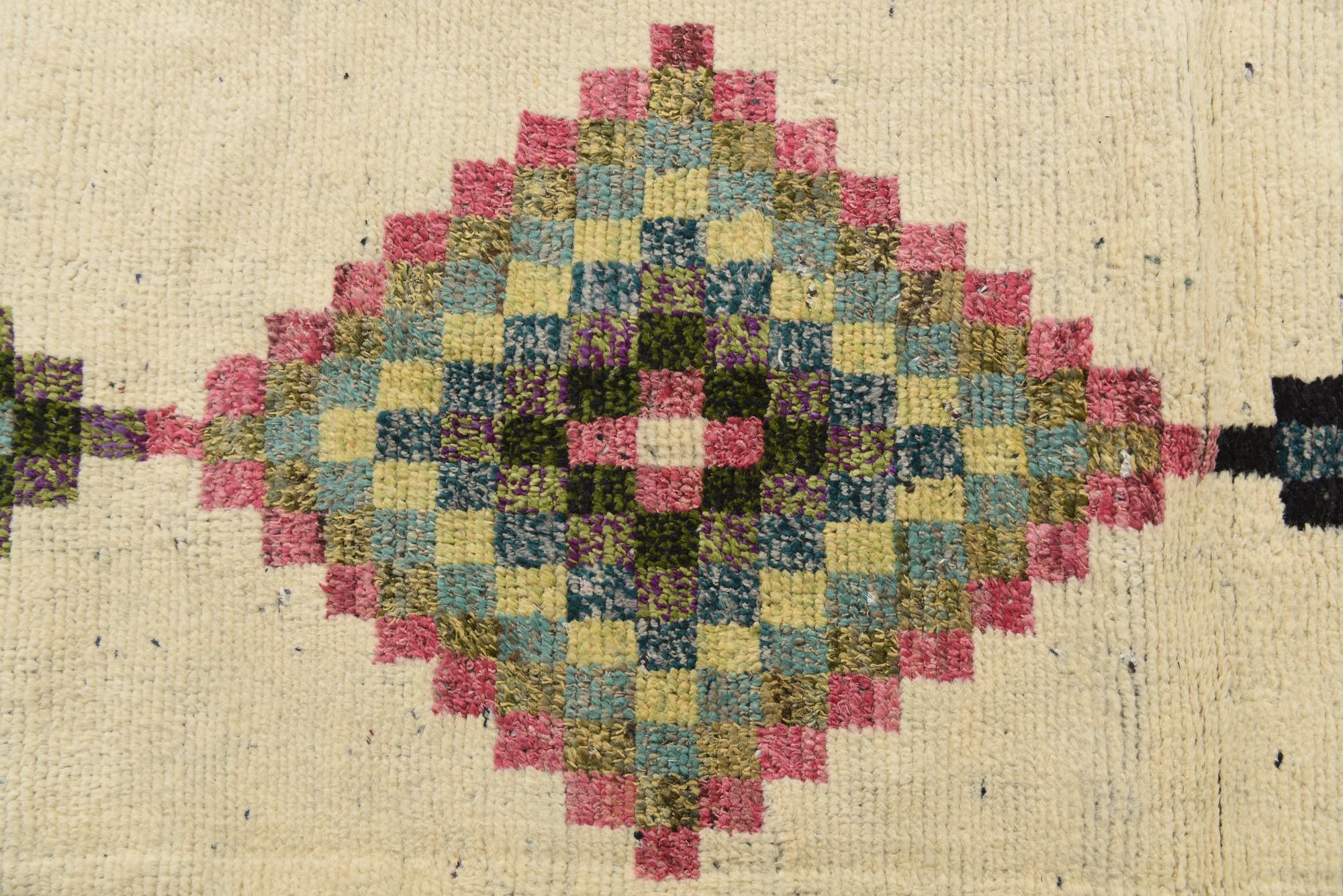 8' 8 x 12' 4 Hand Knotted Moroccan Wool Rug