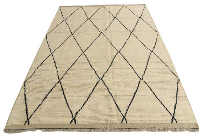 6' 5 x 9' Hand Knotted Moroccan Wool Rug