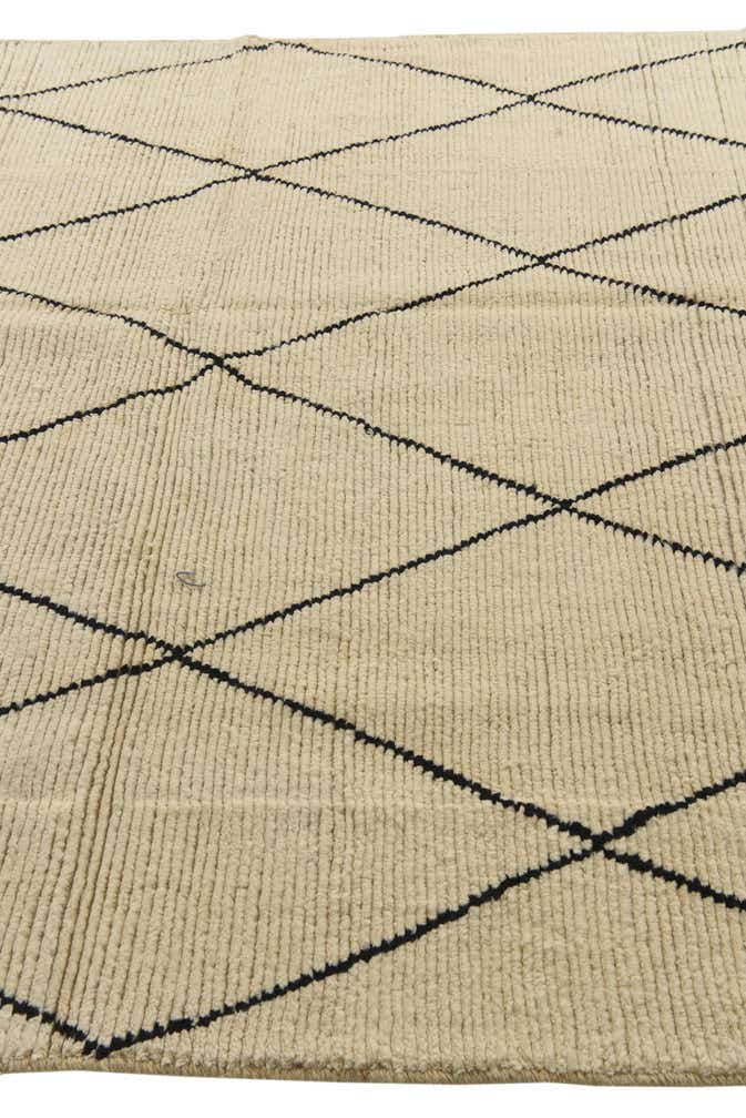 6' 5 x 9' Hand Knotted Moroccan Wool Rug