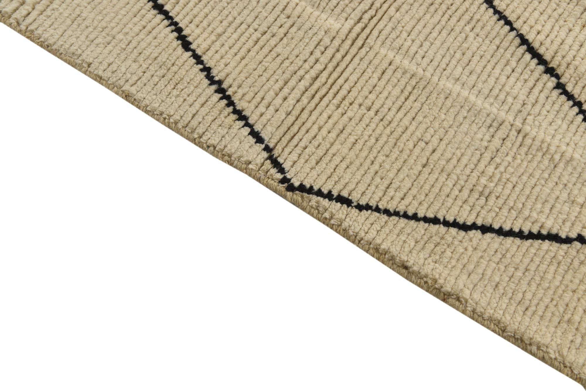 6' 5 x 9' Hand Knotted Moroccan Wool Rug