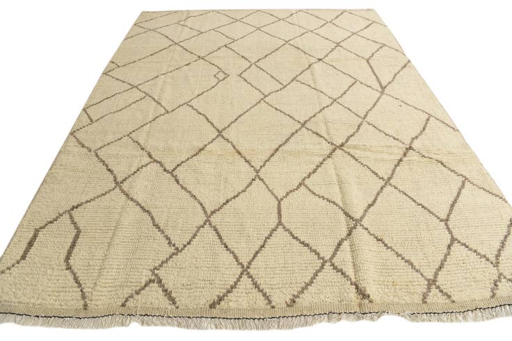 Detail image of 8' 5 x 10' 9 Hand Knotted Moroccan Wool Rug