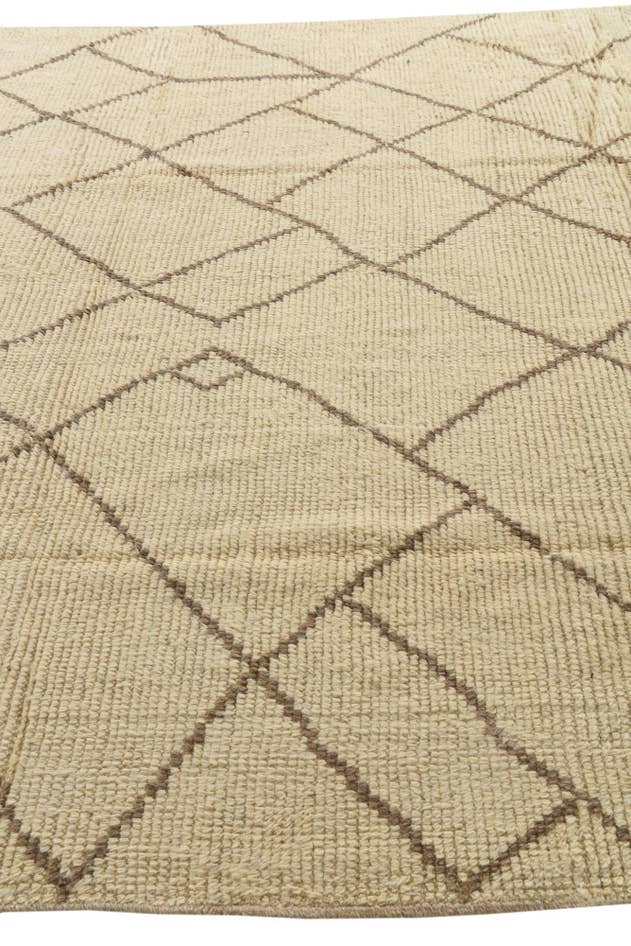 Detail image of 8' 5 x 10' 9 Hand Knotted Moroccan Wool Rug