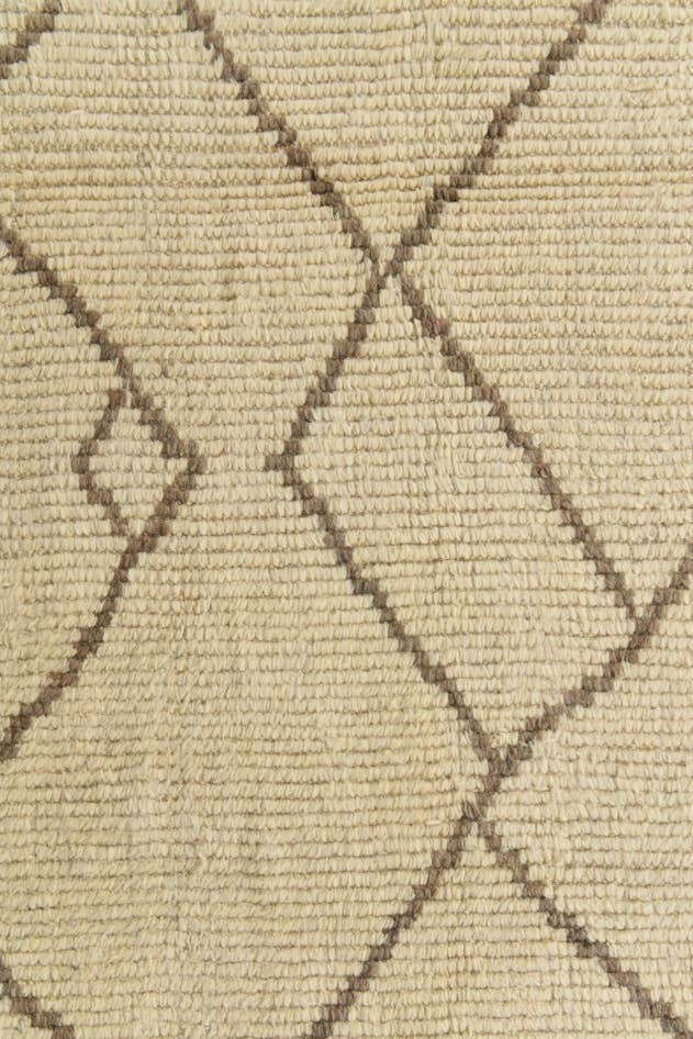 Detail image of 8' 5 x 10' 9 Hand Knotted Moroccan Wool Rug