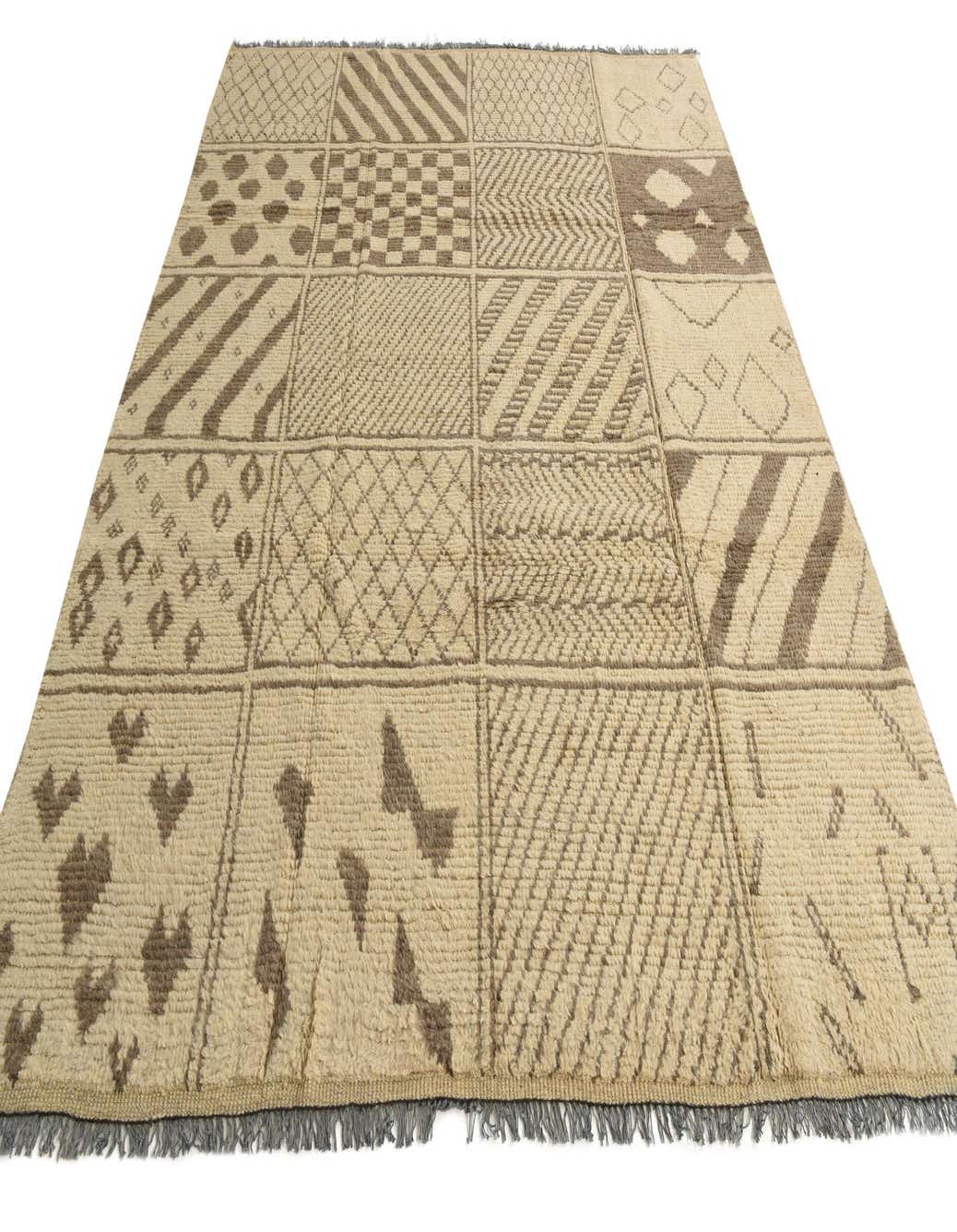 Detail image of 257cm x 320cm  Hand Knotted Moroccan Wool Alfombra