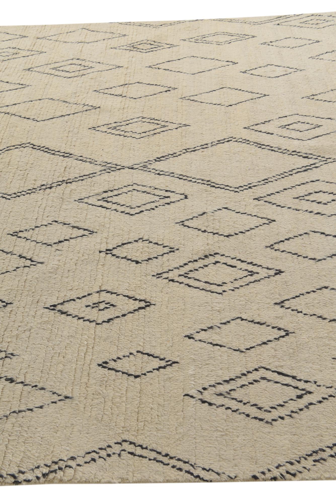 8' x 10' 2 Hand Knotted Moroccan Wool Rug