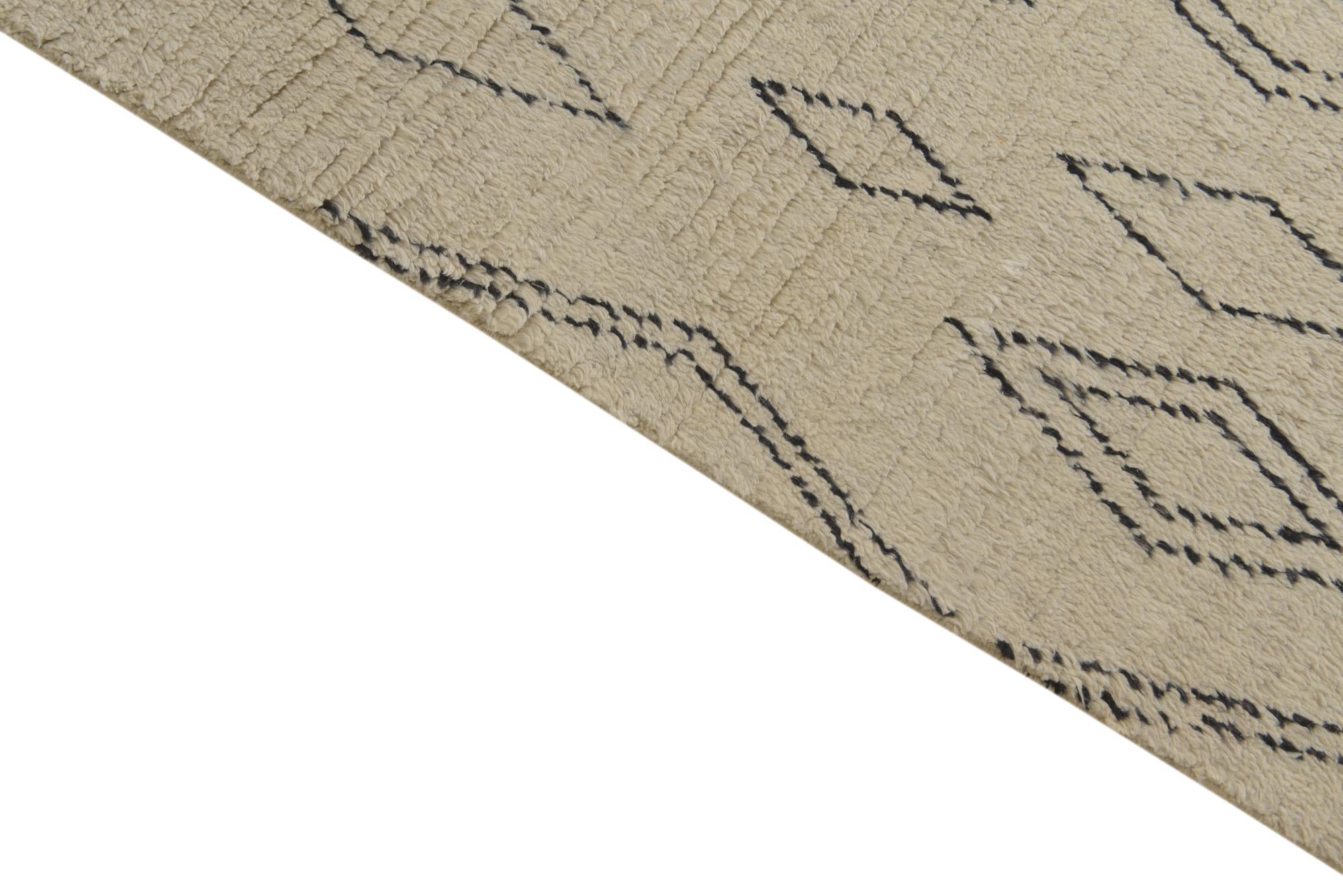 8' x 10' 2 Hand Knotted Moroccan Wool Rug