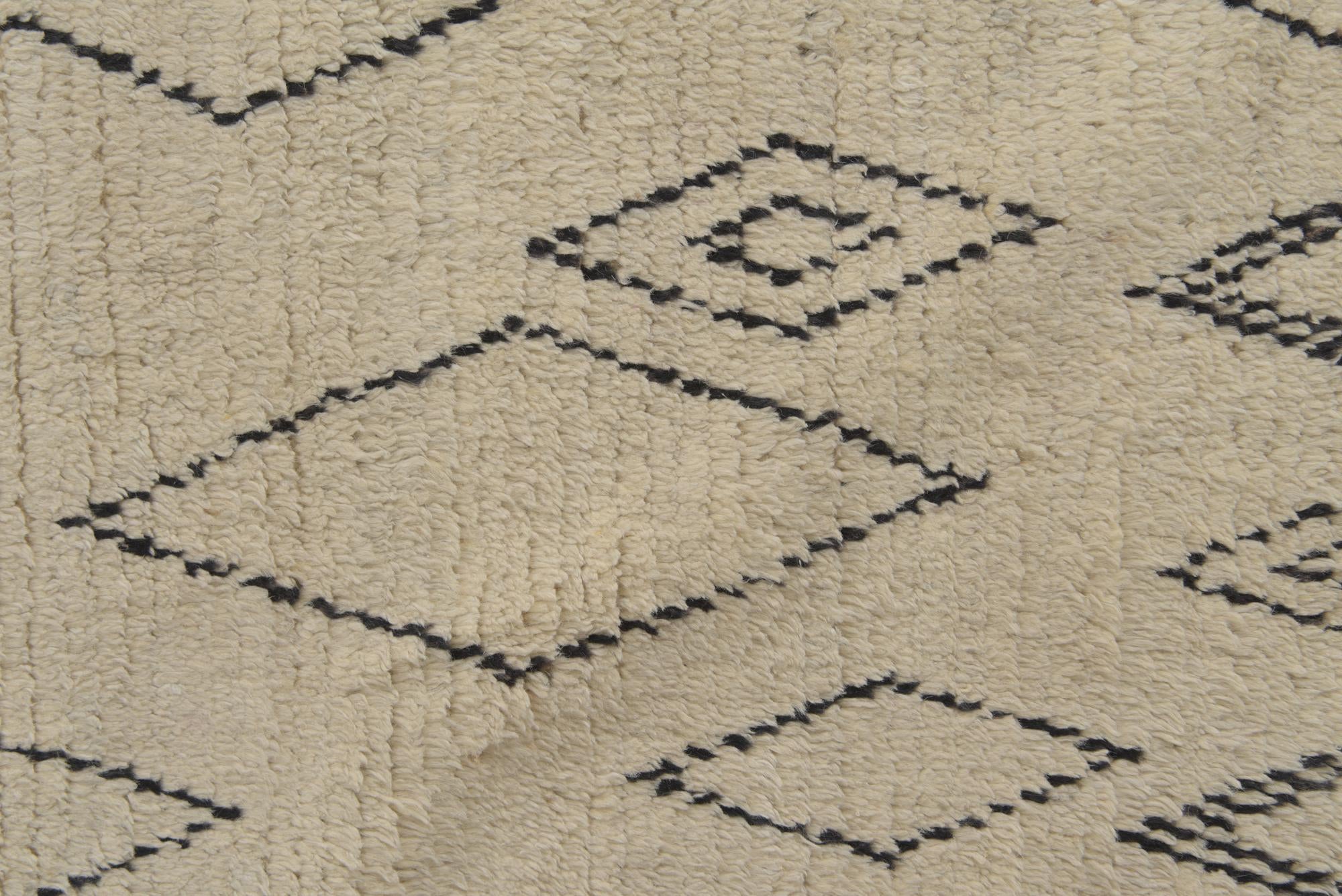8' x 10' 2 Hand Knotted Moroccan Wool Rug