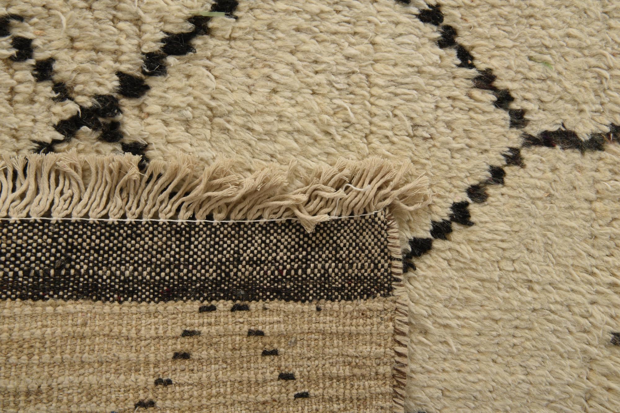 9' 11 x 15' Hand Knotted Moroccan Wool Rug