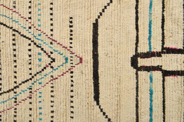 Detail image of 10' x 14' 4 Hand Knotted Moroccan Wool Rug