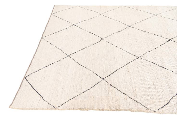 Detail image of 6' 4 x 8' 5 Hand Knotted Moroccan Wool Rug