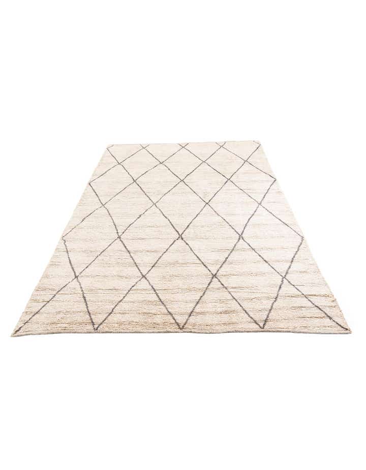 6' 9 x 8' 7 Hand Knotted Moroccan Wool Rug