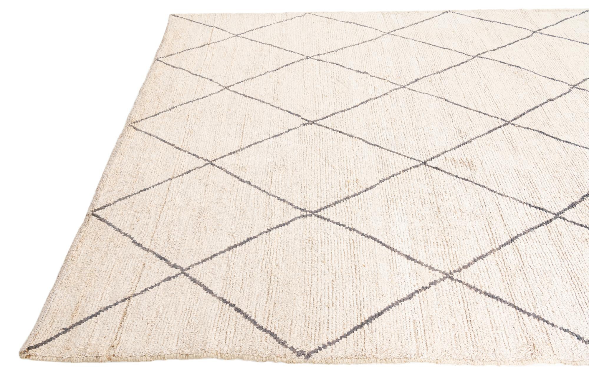 6' 9 x 8' 7 Hand Knotted Moroccan Wool Rug