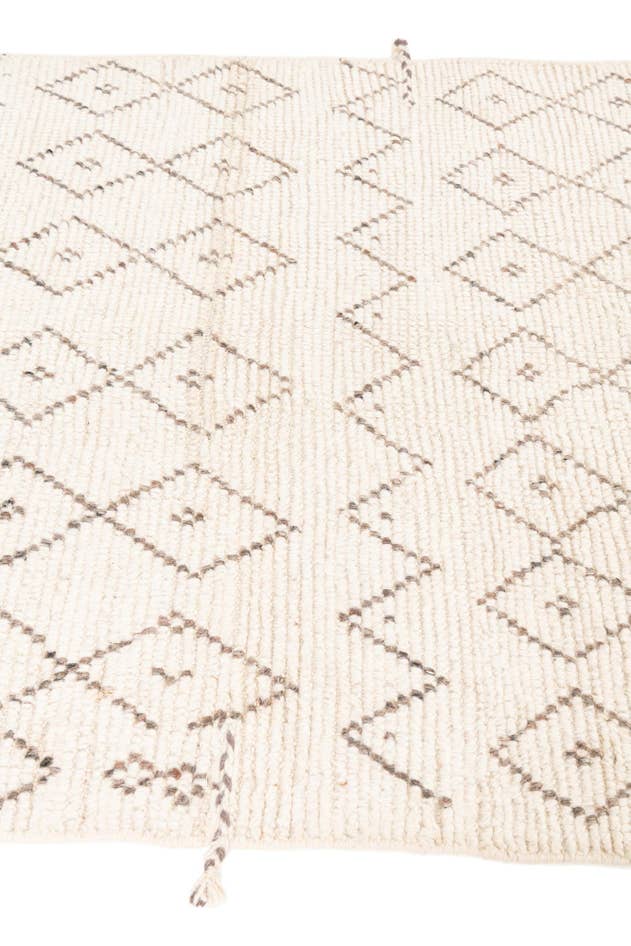 Detail image of 4' 3 x 7' 1 Hand Knotted Moroccan Wool Rug